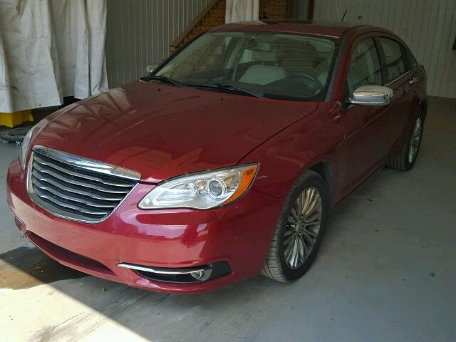 1C3CCBCG1CN250092 - 2012 CHRYSLER 200 LIMITE RED photo 2