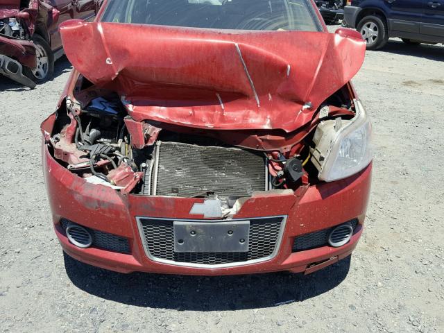 KL1TD6DE8BB240566 - 2011 CHEVROLET AVEO LS RED photo 7