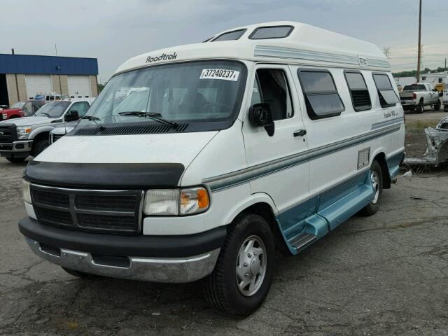 2B6KB31Z7VK513791 - 1997 DODGE RAM VAN B3 WHITE photo 2