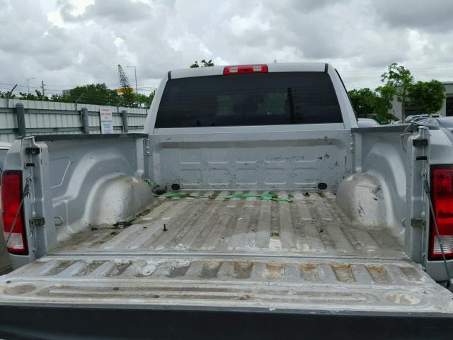 3C6UR5CL1GG341169 - 2016 RAM 2500 ST SILVER photo 9