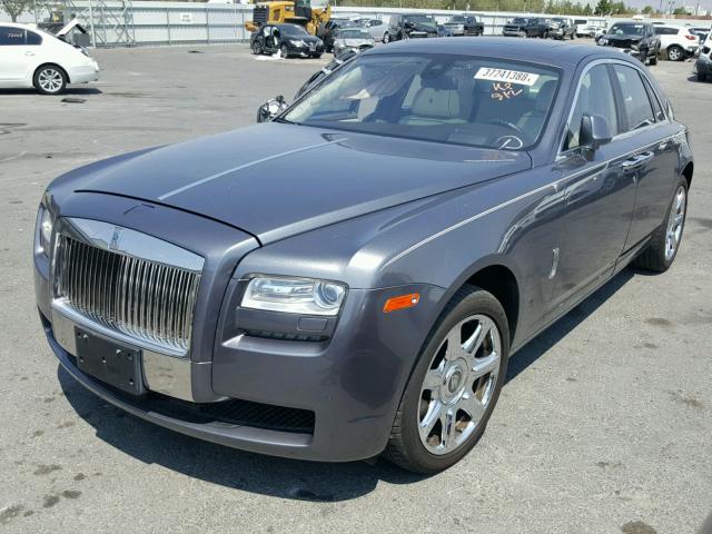 SCA664S55EUX52549 - 2014 ROLLS-ROYCE GHOST CREAM photo 2