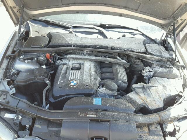 WBAPH7G5XANM48748 - 2010 BMW 328 GRAY photo 7