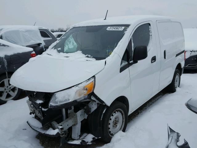 3N63M0YN4FK708932 - 2015 CHEVROLET CITY EXPRE WHITE photo 2