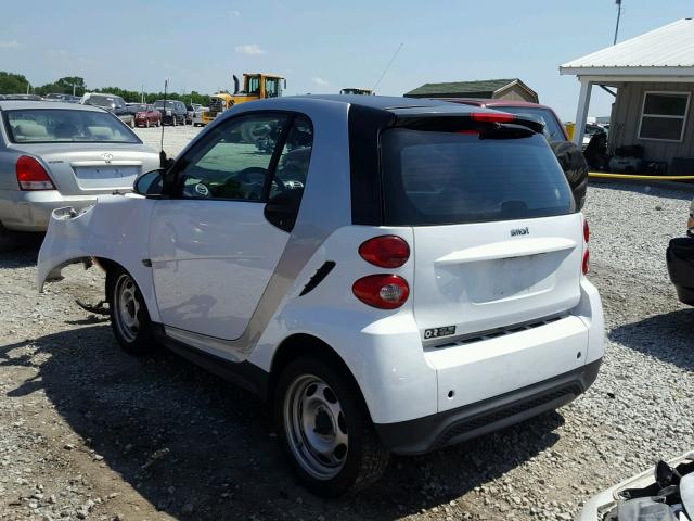 WMEEJ3BA7EK735520 - 2014 SMART FORTWO PUR WHITE photo 3