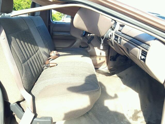 1FTDF15N8PNA93910 - 1993 FORD F150 BROWN photo 5