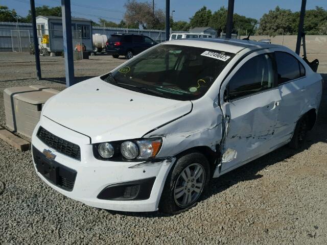 1G1JC5SH3E4101389 - 2014 CHEVROLET SONIC LT WHITE photo 2