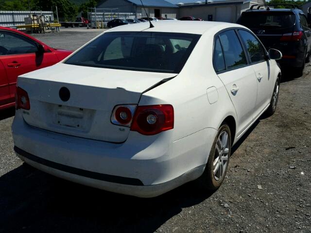 3VWHG71K07M106718 - 2007 VOLKSWAGEN JETTA 2.5 WHITE photo 4