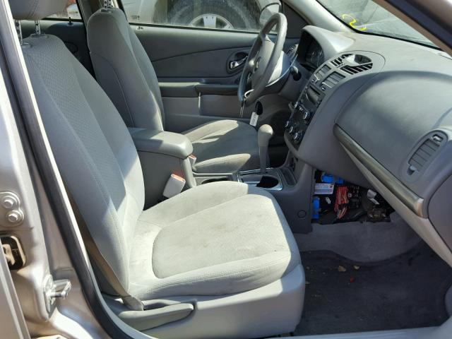 1G1ZS58F68F123794 - 2008 CHEVROLET MALIBU LS 银色 照片 5