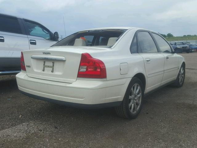 YV1TS592251406446 - 2005 VOLVO S80 2.5T WHITE photo 4