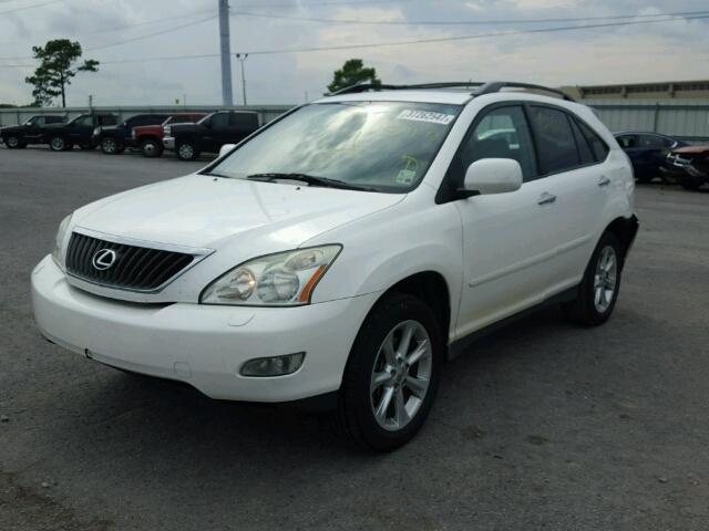 2T2GK31U59C059023 - 2009 LEXUS RX WHITE photo 2