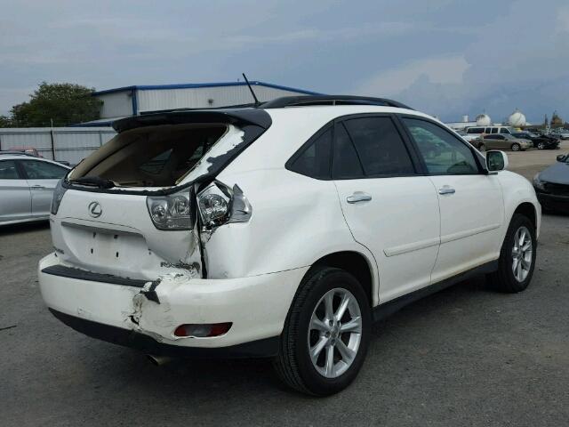 2T2GK31U59C059023 - 2009 LEXUS RX WHITE photo 4