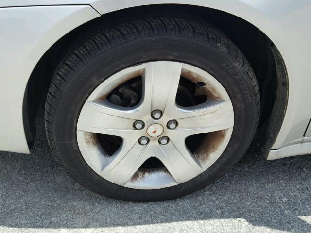 1G2ZA5E09A4113938 - 2010 PONTIAC G6 SILVER photo 9