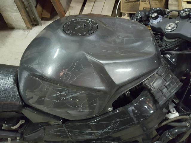 JH2SC50063M103568 - 2003 HONDA CBR900 RR GRAY photo 9