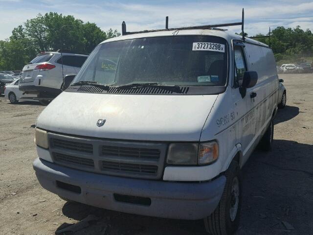 2B7HB11X5TK147822 - 1996 DODGE RAM VAN B1 WHITE photo 2