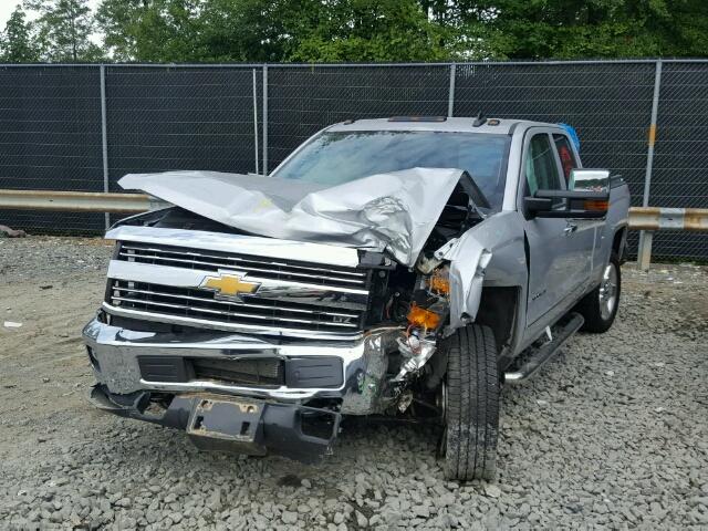 1GC2KWEG8GZ306879 - 2016 CHEVROLET SILVERADO SILVER photo 2