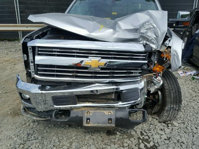 1GC2KWEG8GZ306879 - 2016 CHEVROLET SILVERADO SILVER photo 9