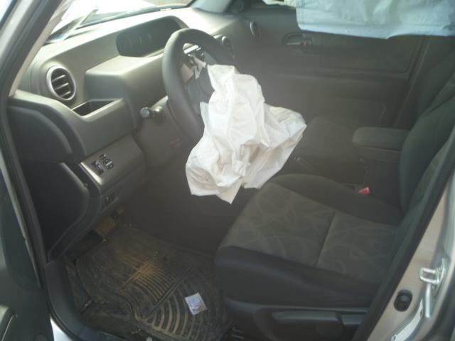 JTLZE4FE3FJ068549 - 2015 TOYOTA SCION XB Gümüş foto 5