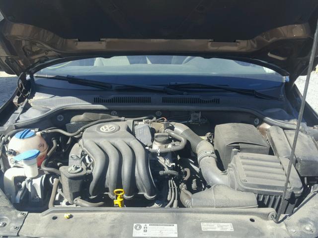 3VW2K7AJ3EM305058 - 2014 VOLKSWAGEN JETTA BASE 棕色 照片 7