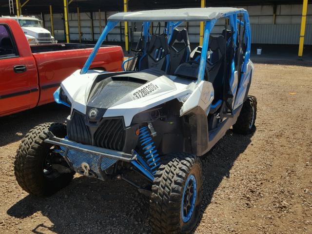 3JBPEAR2XGJ000786 - 2016 CAN-AM MAVERICK M TWO TONE photo 2