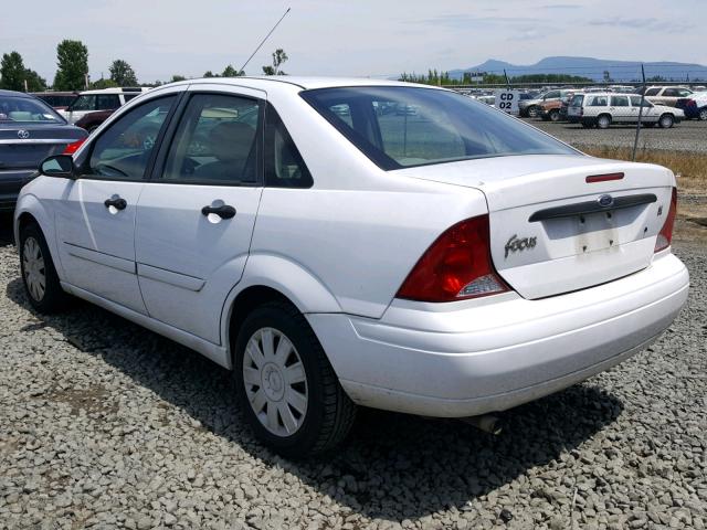 1FAFP34Z64W148906 - 2004 FORD FOCUS SE C WHITE photo 3