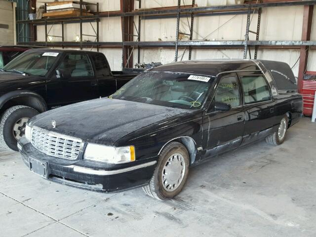 1GEEH90Y8WU500750 - 1998 CADILLAC COMMERCIAL BLACK photo 2