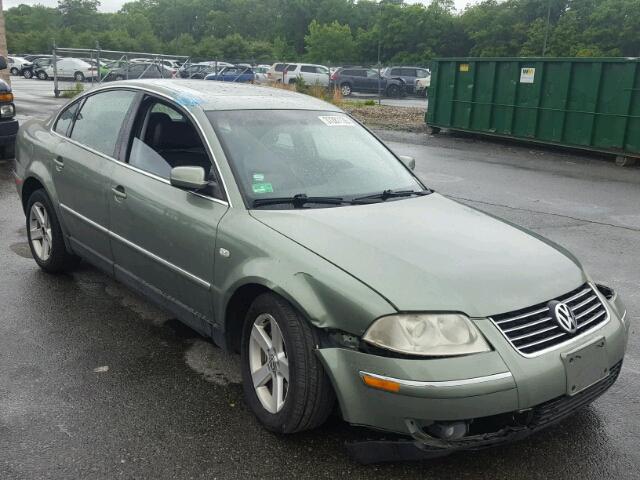 WVWRH63B74P147073 - 2004 VOLKSWAGEN PASSAT GLX GREEN photo 1