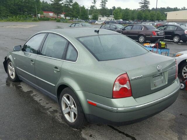 WVWRH63B74P147073 - 2004 VOLKSWAGEN PASSAT GLX GREEN photo 3