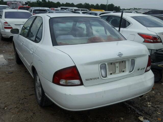 3N1CB51D5YL355060 - 2000 NISSAN SENTRA BAS WHITE photo 3