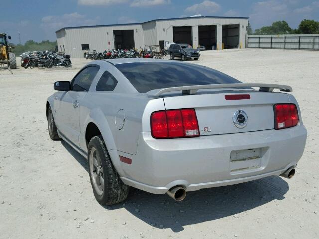 1ZVFT82H355169293 - 2005 FORD MUSTANG GT SILVER photo 3