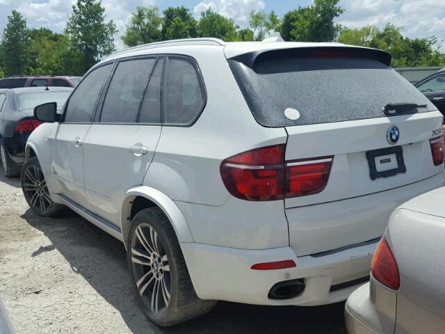 5UXZV4C56CL985980 - 2012 BMW X5 XDRIVE3 WHITE photo 3