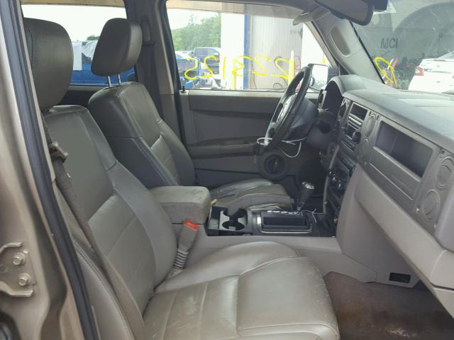 1J8HH48N66C125992 - 2006 JEEP COMMANDER თაფლისფერი ფოტო 5