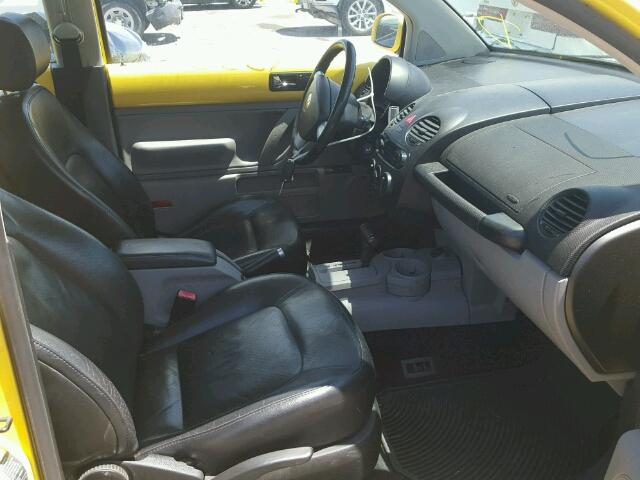 3VWCK31C84M418307 - 2004 VOLKSWAGEN NEW BEETLE 黄色 照片 5