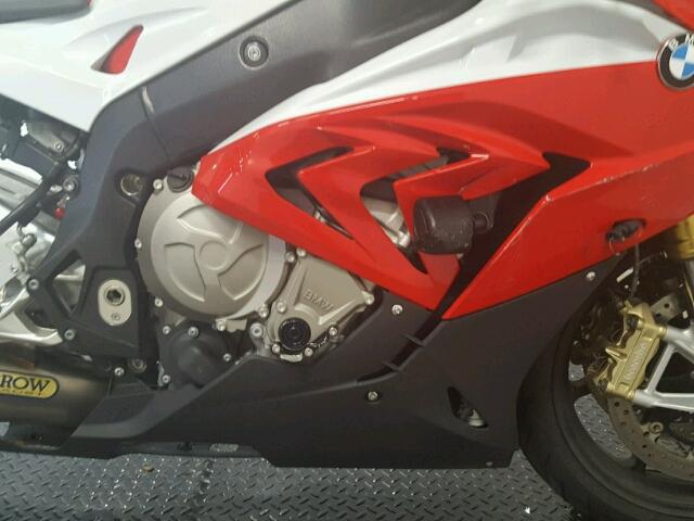 WB10D2104GZ354573 - 2016 BMW S 1000 RR RED photo 5