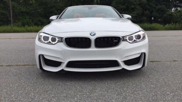 WBS3U9C51FJ968262 - 2015 BMW M4 WHITE photo 9