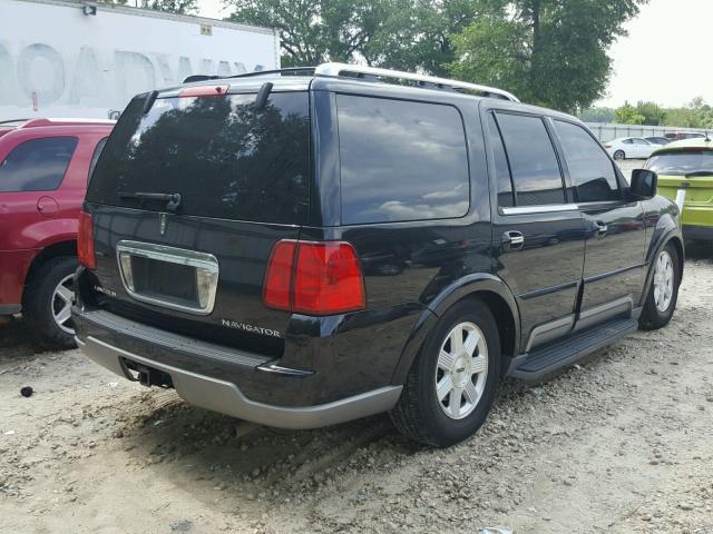 5LMFU27R53LJ19396 - 2003 LINCOLN NAVIGATOR BLACK photo 4
