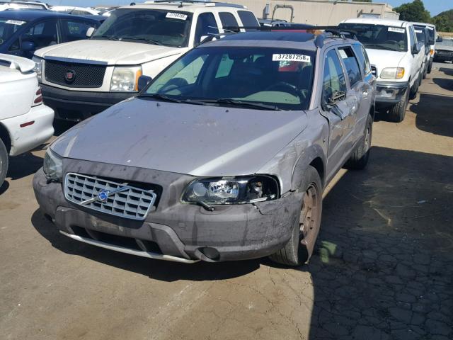 YV1SZ59H541137465 - 2004 VOLVO XC70 GRAY photo 2