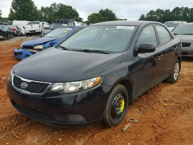 KNAFU4A22C5555445 - 2012 KIA FORTE BLACK photo 2