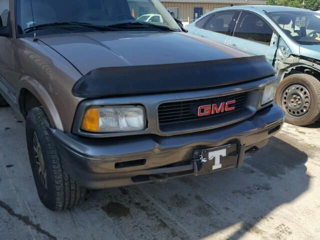 1GKDT13W5T2508024 - 1996 GMC JIMMY Qəhvəyi foto 9