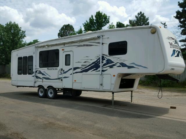 4YDF365294D509854 - 2004 KEYSTONE MONTANA WHITE photo 1