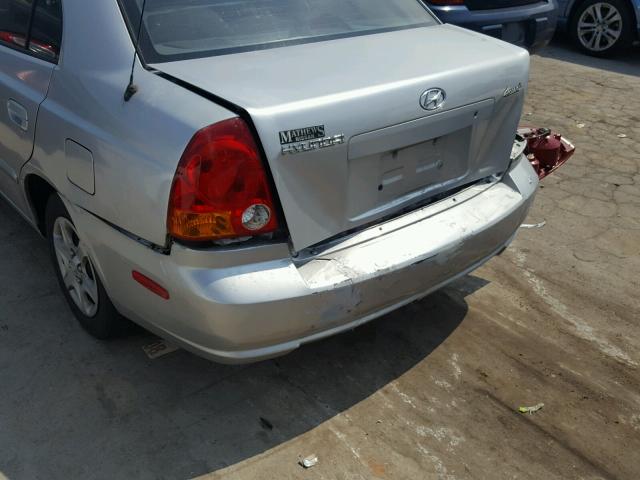 KMHCG45C45U643773 - 2005 HYUNDAI ACCENT GL SILVER photo 9