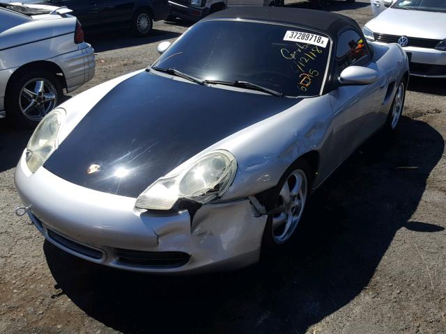 WP0CB29892U662327 - 2002 PORSCHE BOXSTER S GRAY photo 2