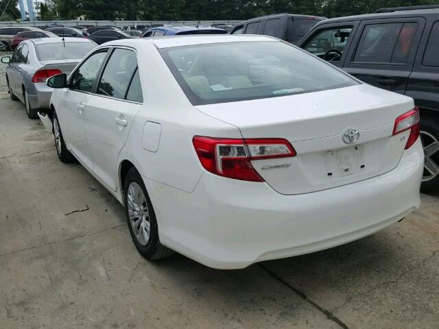 4T4BF1FK8CR254589 - 2012 TOYOTA CAMRY BASE SILVER photo 3