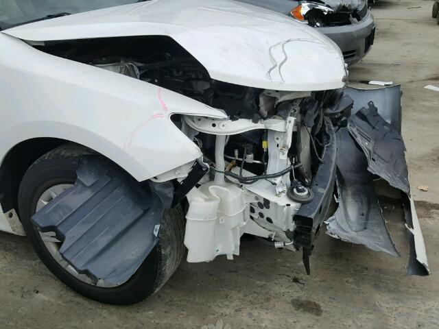 4T4BF1FK8CR254589 - 2012 TOYOTA CAMRY BASE SILVER photo 9