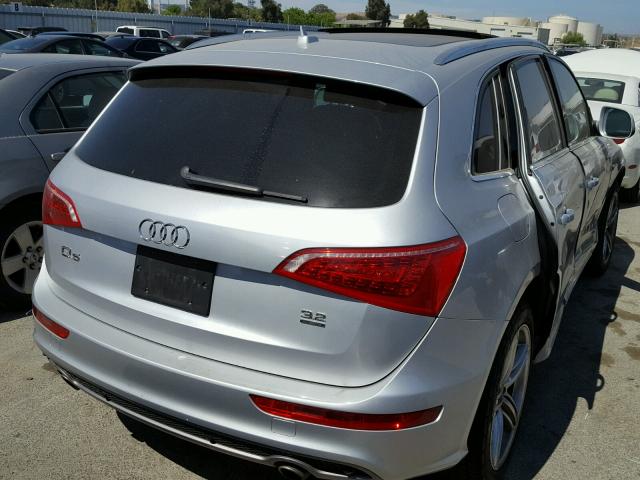 WA1WKAFP6AA079999 - 2010 AUDI Q5 PRESTIG SILVER photo 4