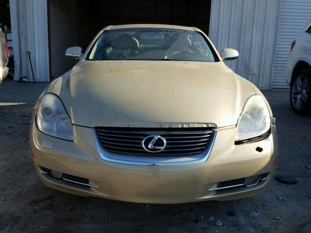 JTHFN48Y669002352 - 2006 LEXUS SC 430 GOLD photo 9