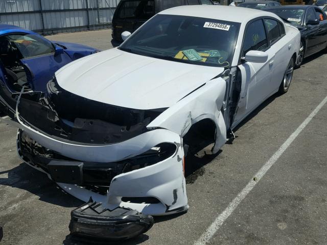 2C3CDXCT5GH276510 - 2016 DODGE CHARGER R/ WHITE photo 2
