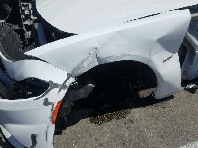 2C3CDXCT5GH276510 - 2016 DODGE CHARGER R/ WHITE photo 9
