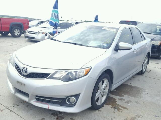 4T1BF1FK5EU784290 - 2014 TOYOTA CAMRY L SILVER photo 2