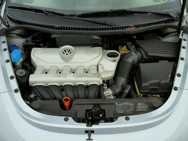 3VWRG3AL7AM007875 - 2010 VOLKSWAGEN NEW BEETLE 蓝色 照片 7