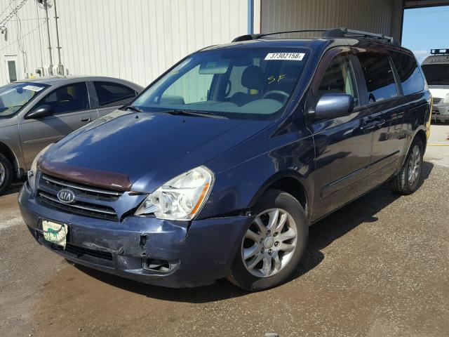 KNDMB233266028403 - 2006 KIA SEDONA EX BLUE photo 2